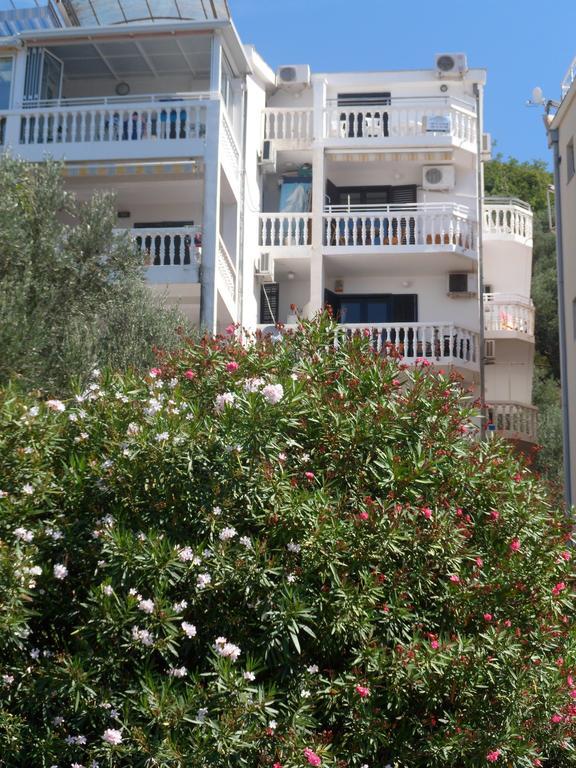 Milocer Apartment Sveti Stefan Eksteriør bilde