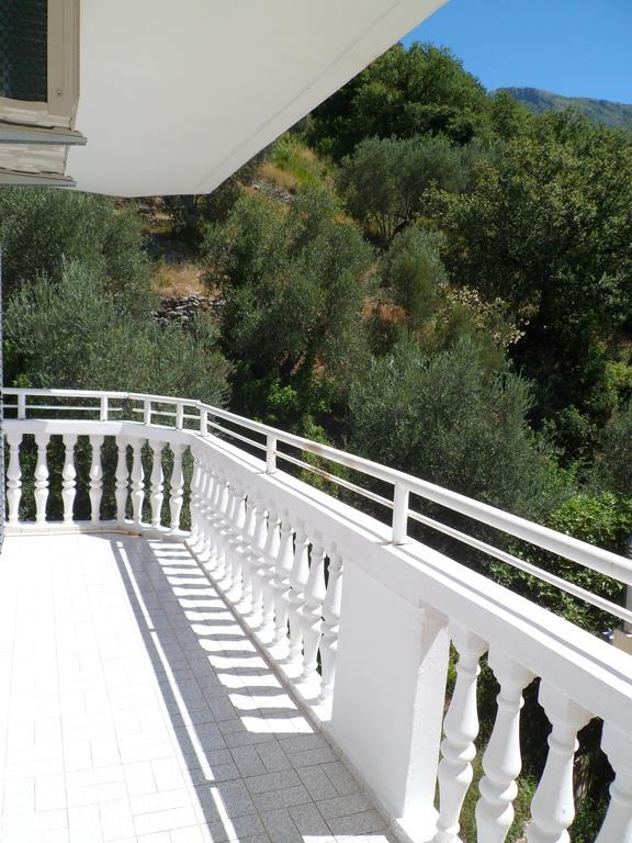Milocer Apartment Sveti Stefan Eksteriør bilde